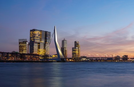 Rotterdam at night - photo credit by Dennis Möller on Unsplash
